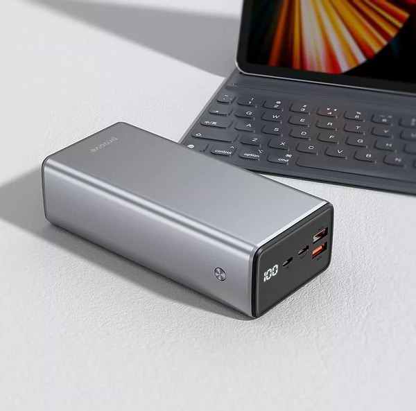 Фото - Батарея мобильная Proove Metalskin 65W 30000mAh Gray (PBM365210004)