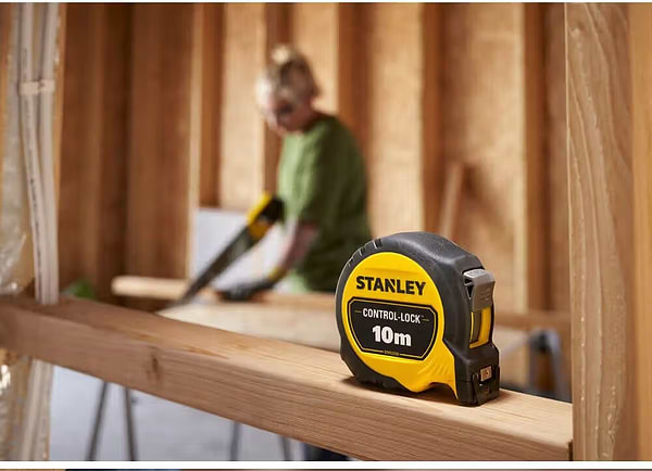 Фото - Рулетка Stanley CONTROL-LOCK 10м х 25мм (STHT37233-0)