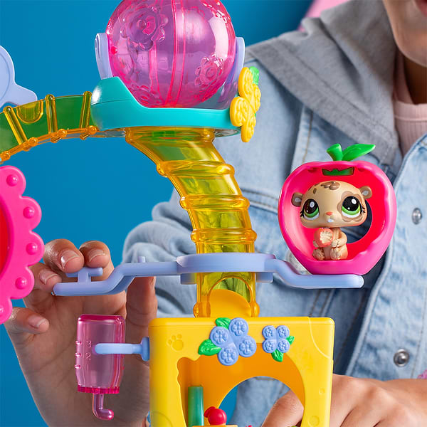 Фото - Колекційні фігурки набір Littlest Pet Shop ФАБРИКА РОЗВАГ (2 фігурки, фабрика, аксесуари) (00519)