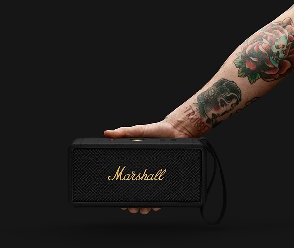 Фото - Портативная акустика Marshall Middleton Black and Brass (1006034)