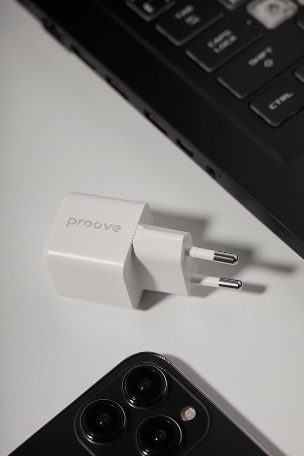 Фото - Мережевий зарядний пристрій Proove Pocket GaN 25W (Type-C) white (WCPG25010202)