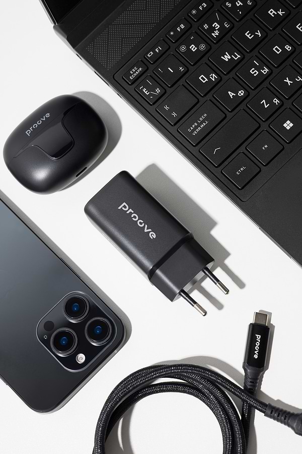 Фото - Мережевий зарядний пристрій Proove Pocket GaN 65W (2Type-C + USB) Black (WCPG65121201)