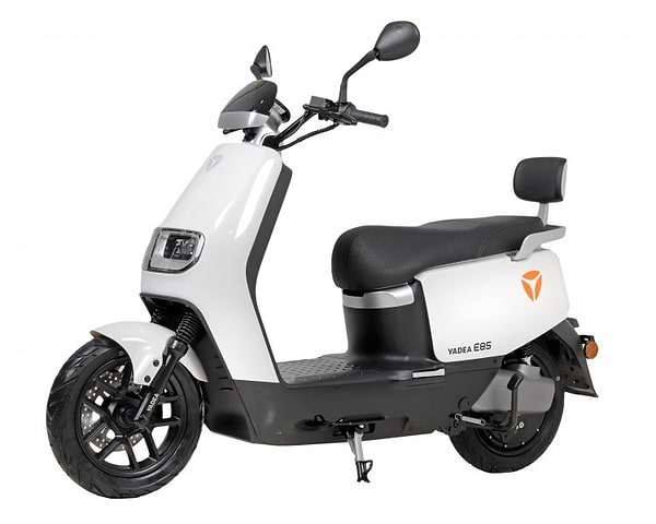 Фото - Електроскутер YADEA E8S White