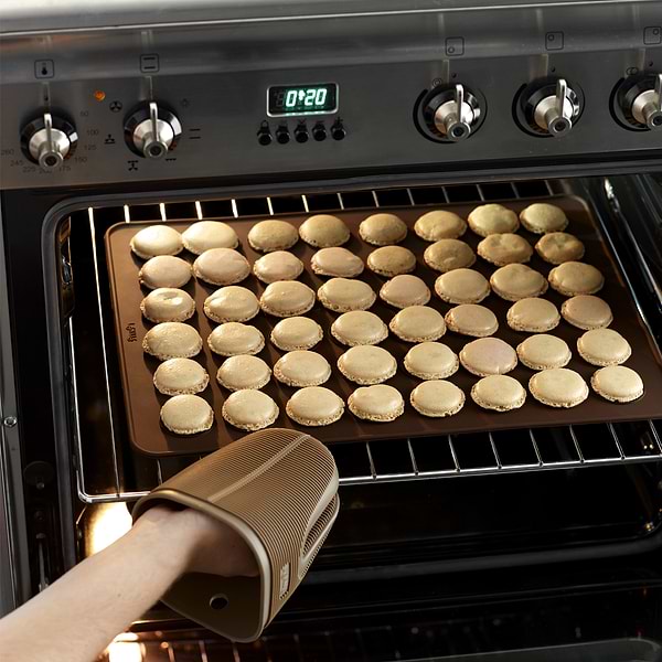 Фото - Килимок для випічки Lekue "Макаруни" 2 пр. Baking Mats 2 пр. (880384)