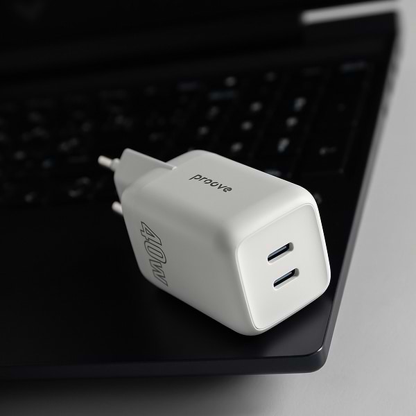 Фото - Мережевий зарядний пристрій Proove Silicone Power 40W (Type-C + Type-C) White