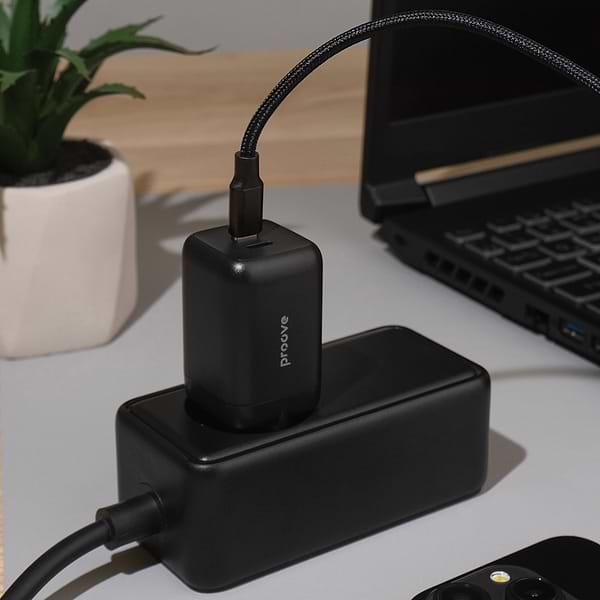 Фото - Мережевий зарядний пристрій Proove Silicone Power 40W (Type-C + Type-C) Black