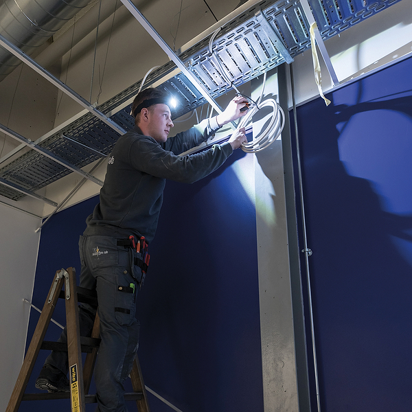 Фото - Ліхтар SCANGRIP HEAD LITE A 03.5670 (Бер.70)