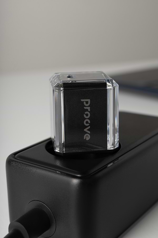 Фото - Мережевий зарядний пристрій Proove Pure GaN 30W (Type-C) black (WCPU30012201)