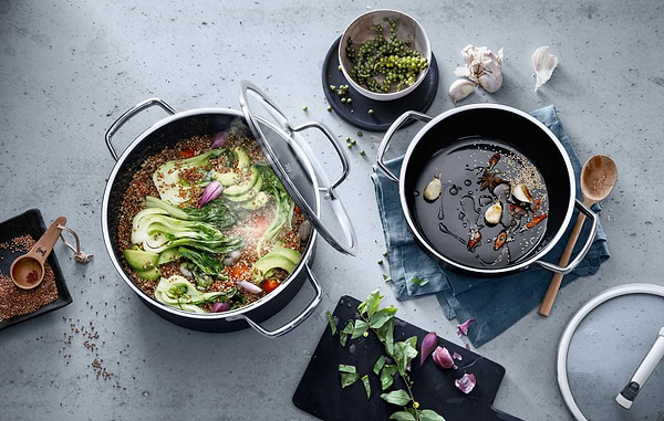 Фото - Каструля WMF FT Mineral Topf 24 см, 5,7 л Rose Quartz (514495290)