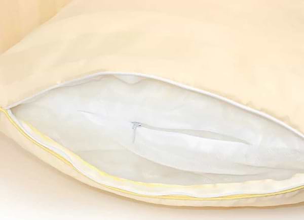 Фото - Подушка стандартна MirSon 1483 Carmela Hand Made memory effekt М'яка 70х70 см (2200001540255)