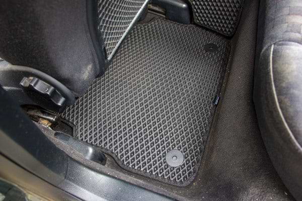 Фото - EVA коврики в салон авто EVAtech для A6 (C5) FWD Audi 1997-2001 2 поколение Combi EU (AU11083CBK5AV8RBB)