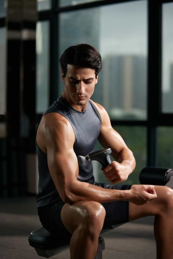 Фото - Масажер для тіла SKG FS700