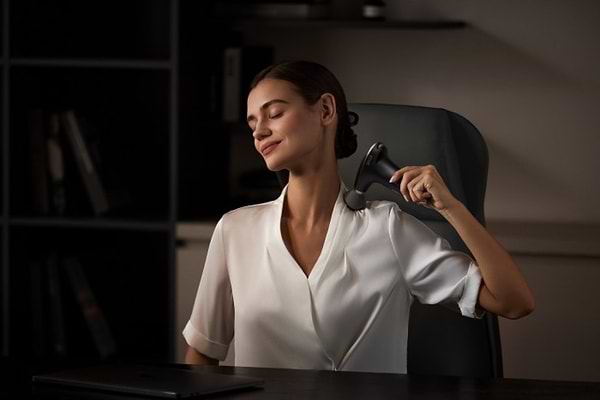 Фото - Масажер для тіла SKG FS700