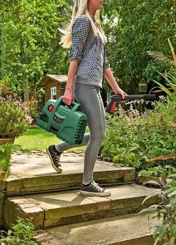 Фото - Минимойка Bosch EasyAquatak 100 Long Lance (0.600.8A7.E01)