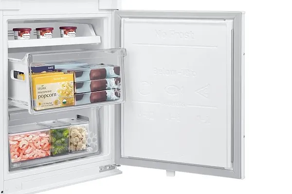 Фото - Холодильник встраиваемый Samsung BRB307054WW/UA