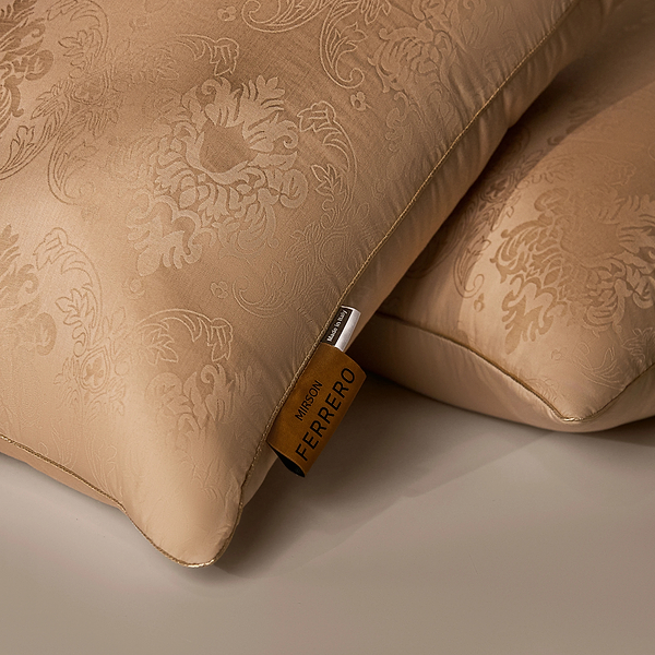 Фото - Подушка стандартна MirSon №15-34 Ferrero EcoSilk Gold 60х60 см (2200011165448)