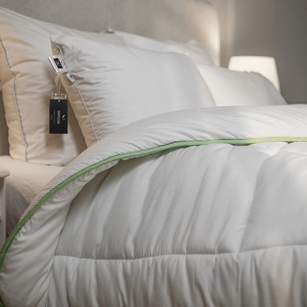 Фото - Одеяло летнее полуторное MirSon Silk 0501 140х205 см (2200000038418)