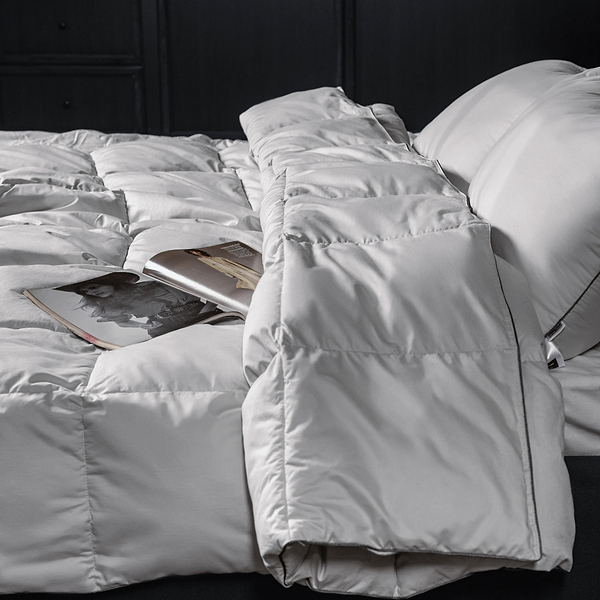 Фото - Ковдра зимова полуторна MirSon 100% пух Сатин-Преміум пухотримаючий № 066 "Silver Cloud" 155х215 (2200009348679)