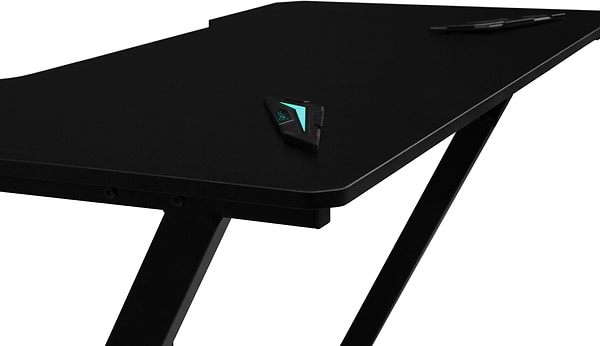 Фото - Стіл комп'ютерний GT Racer T-1213 (120x60x73) Black