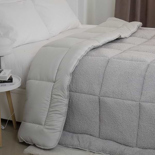 Фото - Ковдра демісезонна полуторна ТЕП TEDDY 150х210 см Світло-сірий (1-05207_35049)