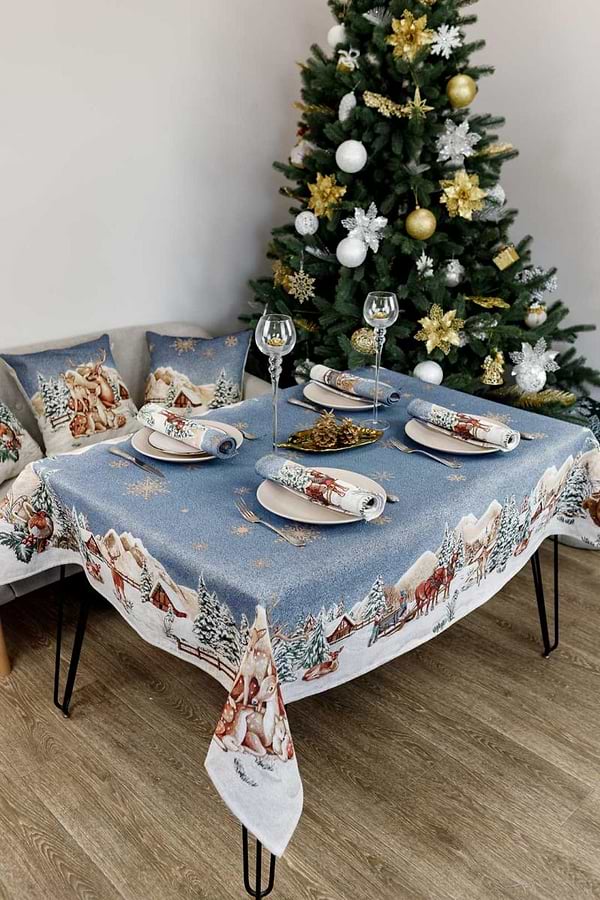 Фото - Скатерть прямоугольная Прованс гобелен Голубое сияние 135х140 (031315)