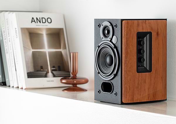 Фото - Компьютерная акустика обычная 2.0 Edifier R1380DB Brown 2.0 42W Bluetooth