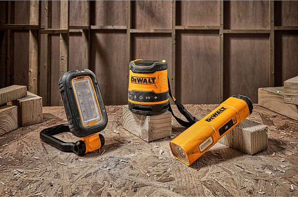 Фото - Фонарь аккумуляторный DeWALT 3.6В (DCL183)