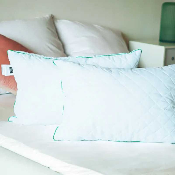 Фото - Подушка стандартная MirSon шелковая Eco 0535 упругая 50x70 см (2200000135162)