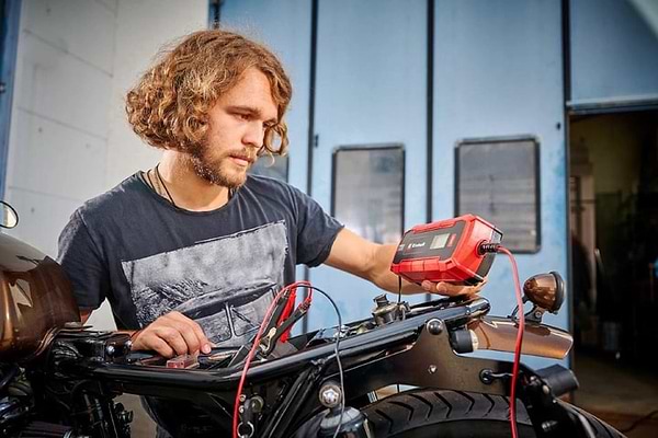 Фото - Пускозарядний пристрій Einhell CE-BC 5 M (1002251)