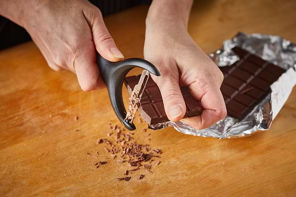 Фото - Овощечистка Fiskars Functional Form 1016122