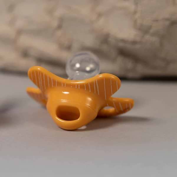 Фото - Симетрична пустушка Difrax Natural Newborn 113 Apricot_lines