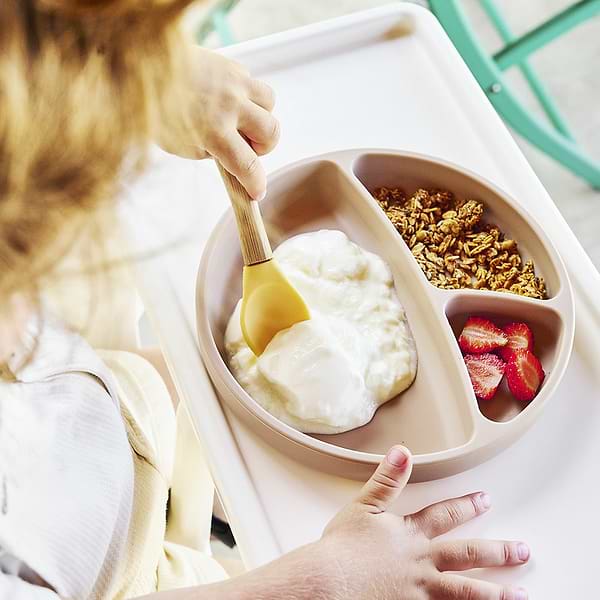 Фото - Тарелка для малыша MinikOiOi Portions - Mellow Yellow (101050006)