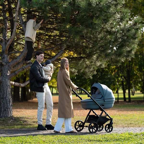 Фото - Коляска универсальная 2 в 1 Tutis Uno6 plus Leather Nocciola