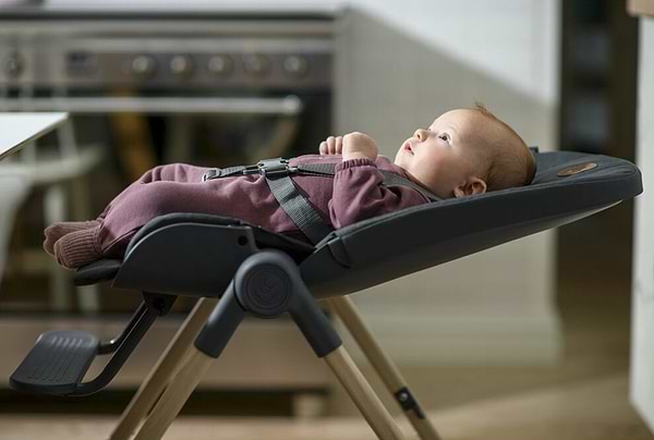 Фото - Стульчик для кормления трансформер Maxi-Cosi Ava Beyond Graphite Eco