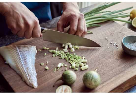 Фото - Ніж кухаря Fiskars Titanium 20 cм (1027294)