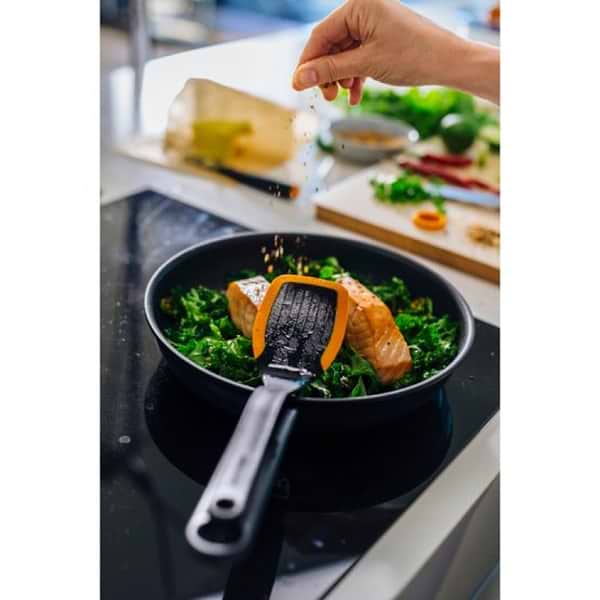 Фото - Лопатка кухонна Fiskars Functional Form (1027300)