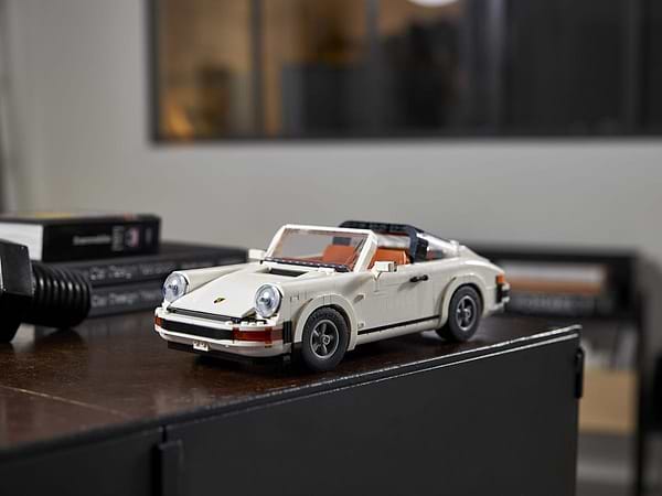 Фото - Конструктор LEGO Icons Porsche 911 (10295)