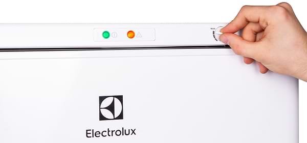 Фото - Морозильная камера Electrolux EUT1106AW2