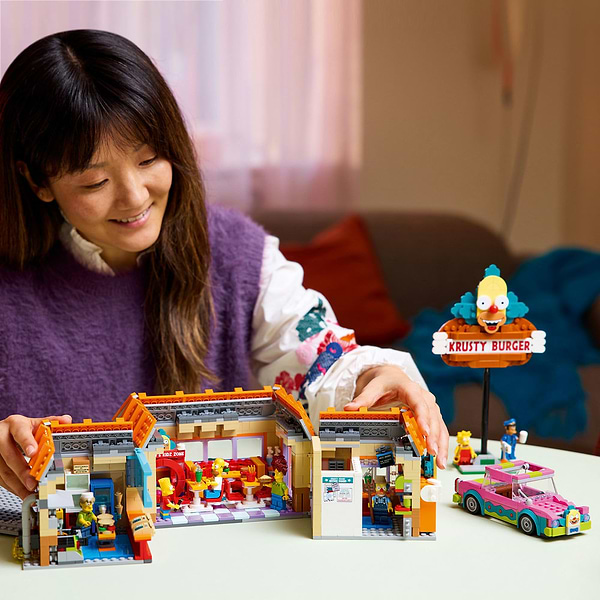 Фото - Конструктор LEGO  Icons The Simpsons™: Krusty Бургер (10352)