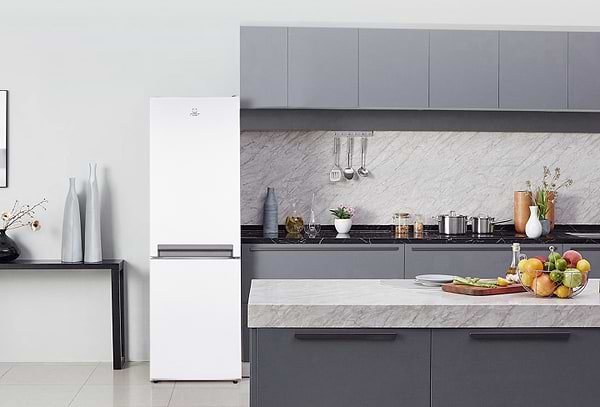Фото - Холодильник Indesit LI8 S1 W