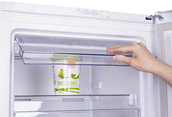 Фото - Морозильна камера Beko RFNE290L21W