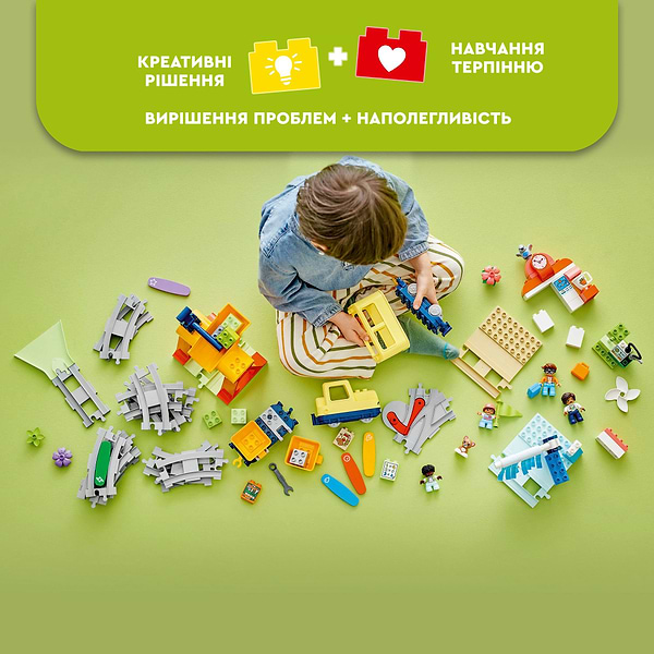 Фото - Конструктор LEGO DUPLO Town Великий інтерактивний громадський потяг (10428)