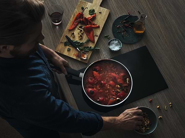 Фото - Сковорода ВОК Fiskars Hard Face 28 см (1020892/1052233)