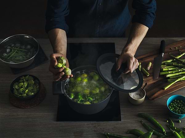 Фото - Сковорода ВОК Fiskars Hard Face 28 см (1020892/1052233)