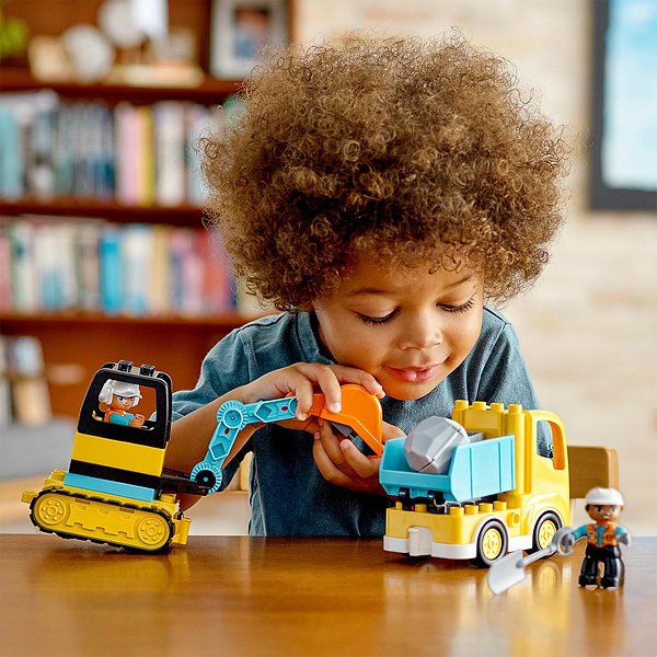 Фото - Конструктор LEGO DUPLO Вантажівка і гусеничний екскаватор (10931)