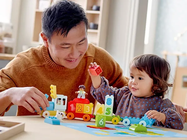 Фото - Конструктор LEGO DUPLO My First Поезд с цифрами – учимся считать (10954)