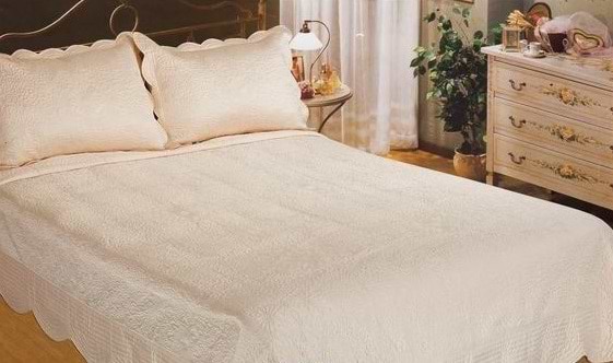 Покривало двоспальне Zastelli Venice Ivory 240х260 см+50х70 см (07496)