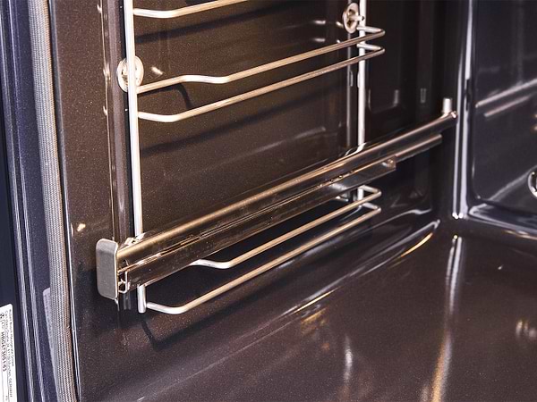 Фото - Духова шафа Bosch HBG6730S1