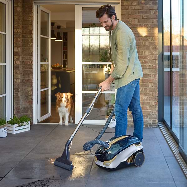 Фото - Пылесос моющий с аквафильтром Thomas AMFIBIA PRO 4ALL