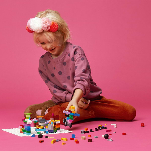Фото - Конструктор LEGO Classic Белая базовая пластина (11026)